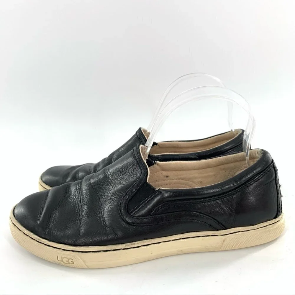 Ugg slip on sneakers size 8 39 black leather fleece wool lining flatforms